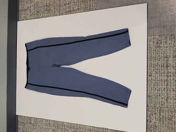 Athleta Pants - Athleta Elation 7/8 Tight Leggings Blue Black Ultra High Rise Women Size M